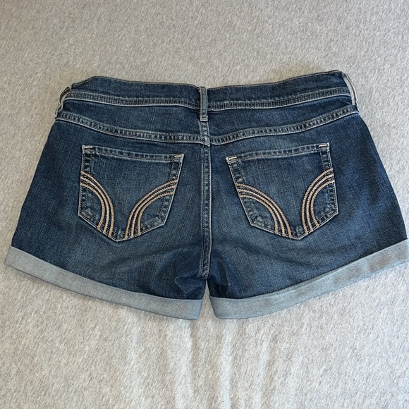 EUC Hollister Jean shorts - Picture 4 of 4